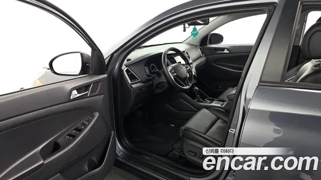 Hyundai Tucson 2016 — фото 10