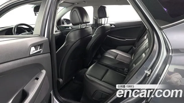 Hyundai Tucson 2016 — фото 12