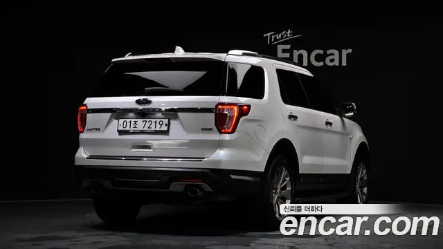 Ford Explorer 2018 — фото 2