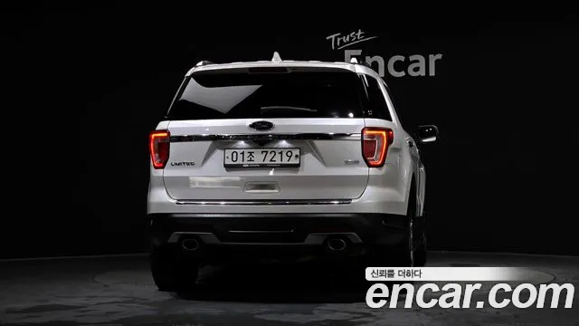Ford Explorer 2018 — фото 4