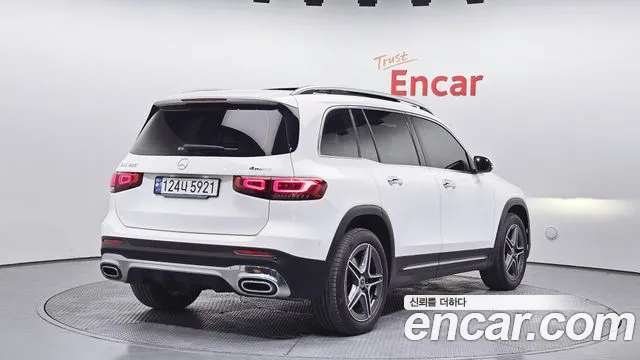Mercedes-Benz GLB-Class 2021 — фото 2