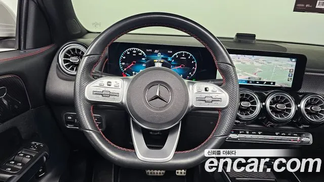Mercedes-Benz GLB-Class 2021 — фото 13