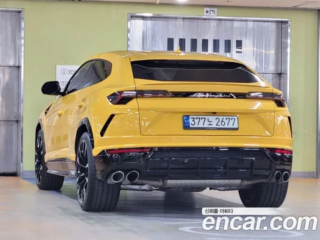 Lamborghini Urus 2022 — фото 5