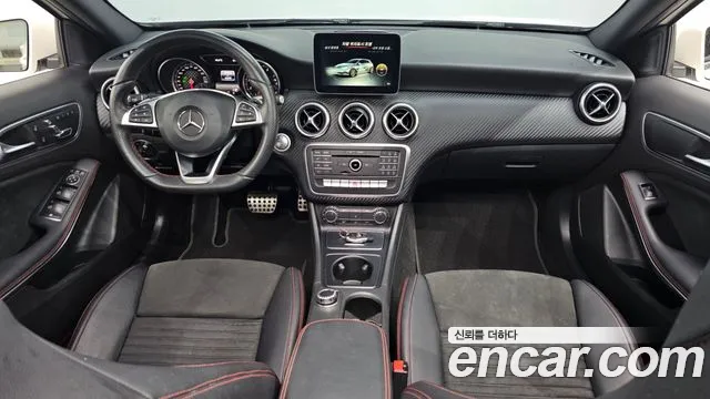 Mercedes-Benz A-Class 2018 — фото 10