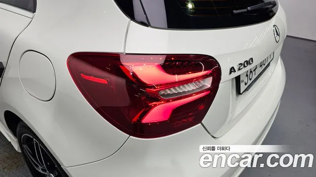 Mercedes-Benz A-Class 2018 — фото 9