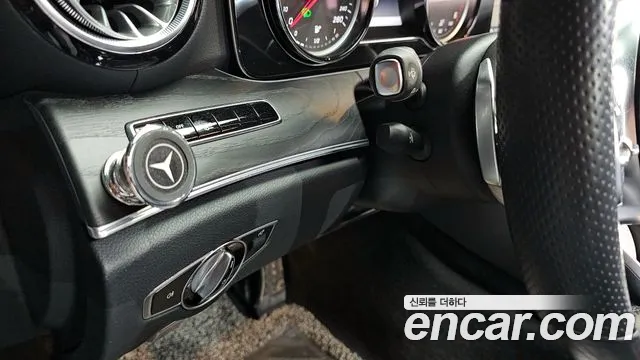 Mercedes-Benz E-Class 2019 — фото 14
