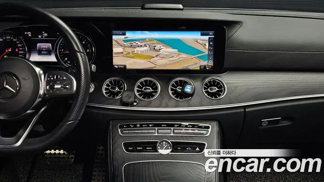 Mercedes-Benz E-Class 2019 — фото 17