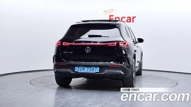 Mercedes-Benz EQA 2024 — фото 4