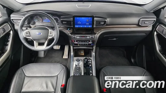 Ford Explorer 2020 — фото 10