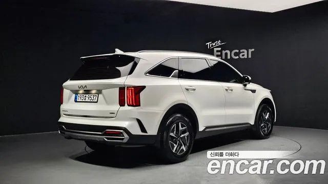 Kia Sorento 2023 — фото 2