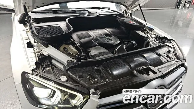 Mercedes-Benz GLE-Class 2020 — фото 6