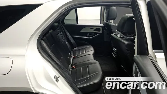 Mercedes-Benz GLE-Class 2020 — фото 11