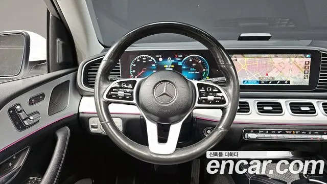 Mercedes-Benz GLE-Class 2020 — фото 13