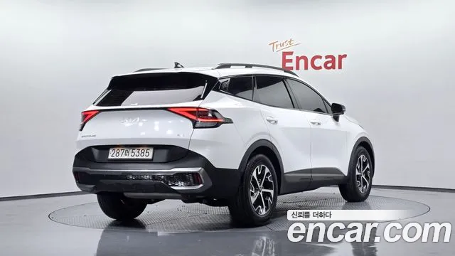 Kia Sportage 2022 — фото 1