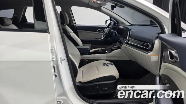 Kia Sportage 2022 — фото 16
