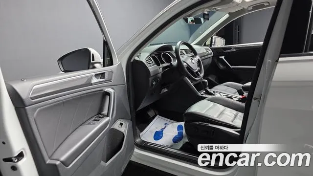 Volkswagen Tiguan 2020 — фото 13
