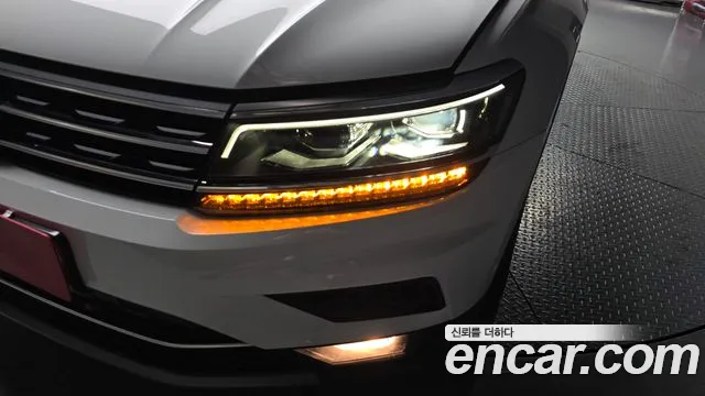 Volkswagen Tiguan 2020 — фото 8