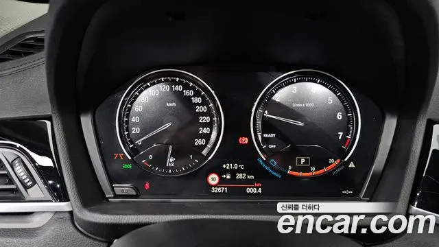 BMW X1 2022 — фото 11
