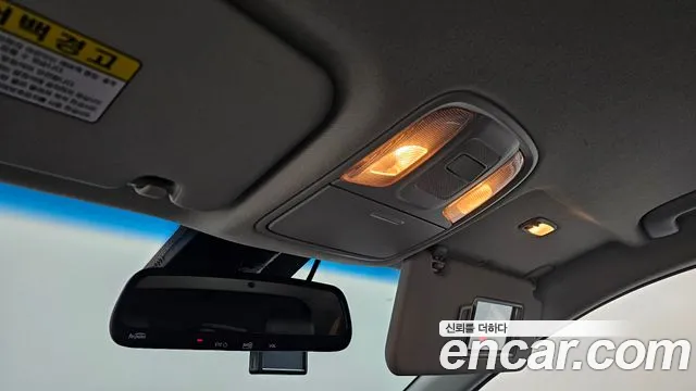 Kia Niro 2017 — фото 19