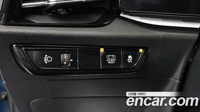 Kia Niro 2022 — фото 18