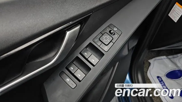 Kia Niro 2022 — фото 19