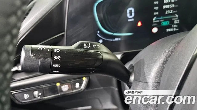 Kia Niro 2022 — фото 20