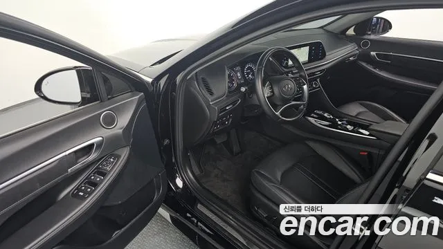 Hyundai Sonata 2022 — фото 10