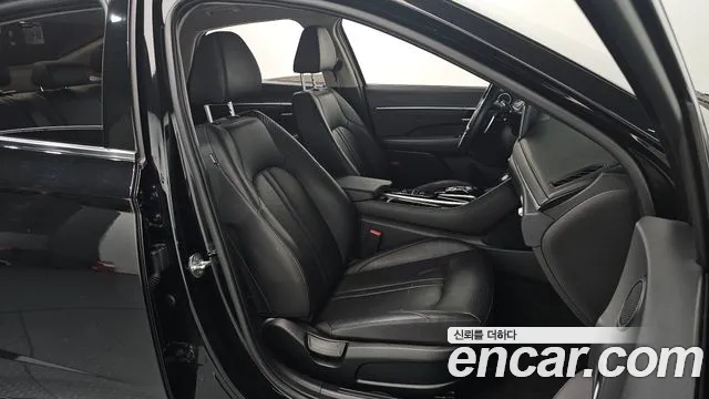 Hyundai Sonata 2022 — фото 11