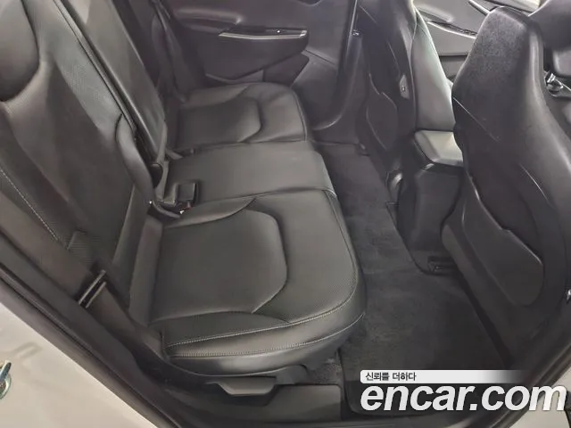 Kia EV6 2022 — фото 13