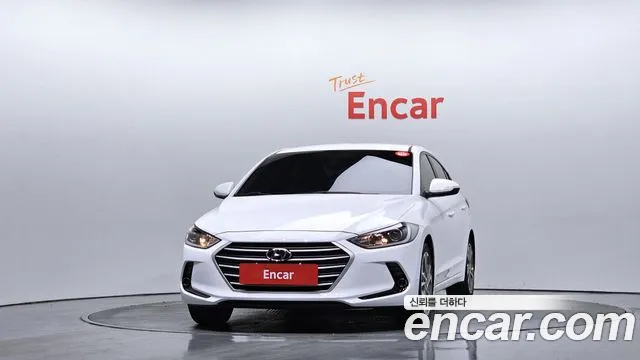 Hyundai AVANTE 2018 — фото 3