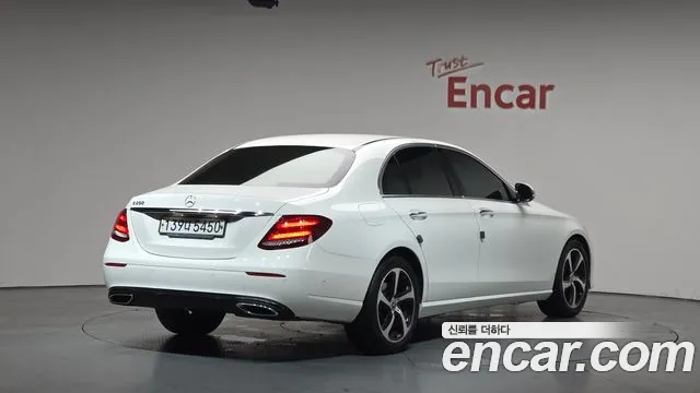Mercedes-Benz E-Class 2020 — фото 1