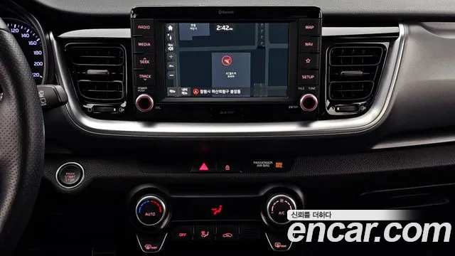 Kia Stonic 2018 — фото 20