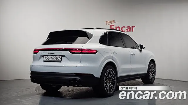 Porsche Cayenne 2020 — фото 2