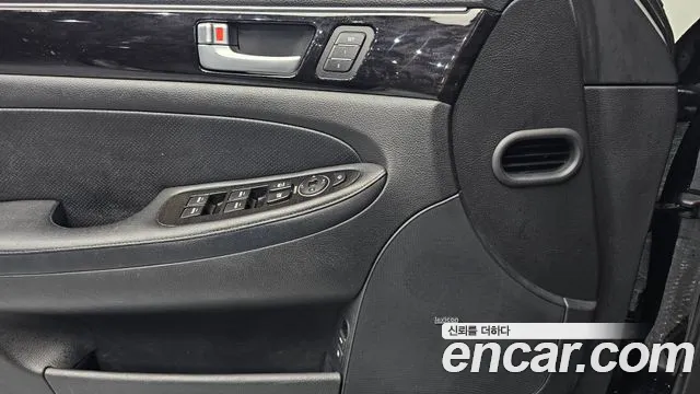 Hyundai Genesis 2013 — фото 19