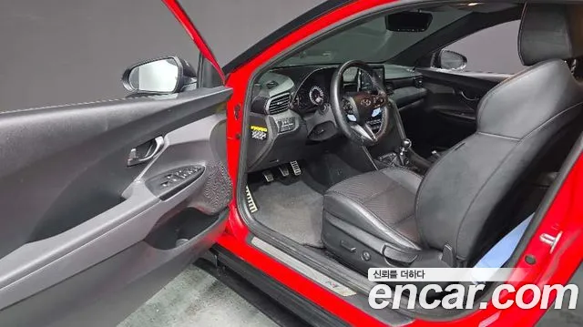 Hyundai Veloster 2019 — фото 10