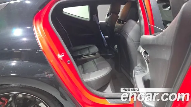 Hyundai Veloster 2019 — фото 12