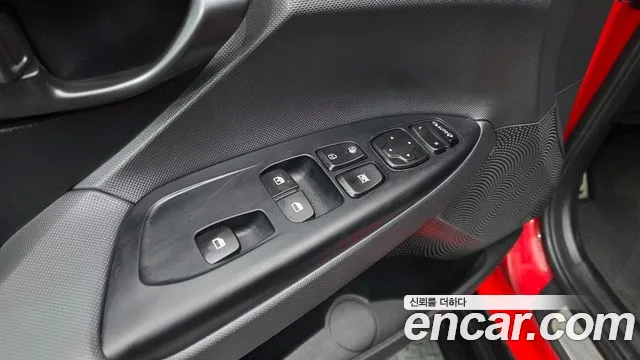 Hyundai Veloster 2019 — фото 18
