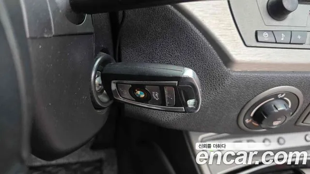 BMW Z4 2004 — фото 18