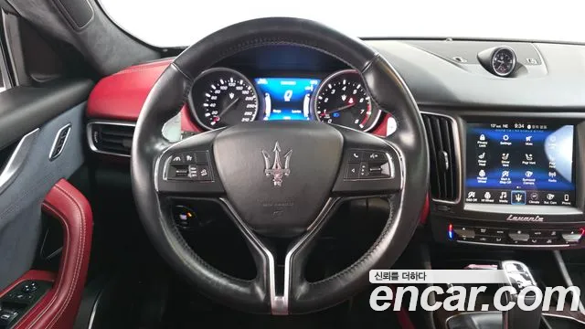 Maserati Levante 2019 — фото 18