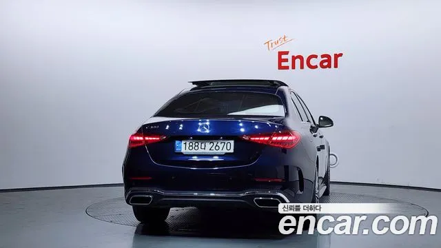 Mercedes-Benz C-Class 2022 — фото 4