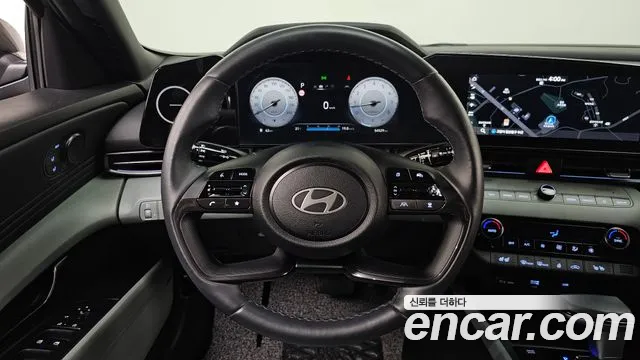 Hyundai AVANTE 2024 — фото 18