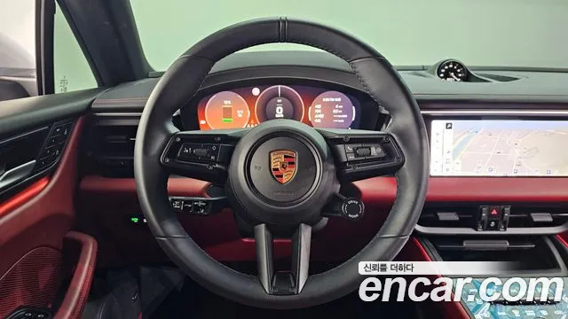 Porsche Macan 2025 — фото 13