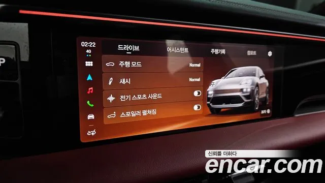 Porsche Macan 2025 — фото 18