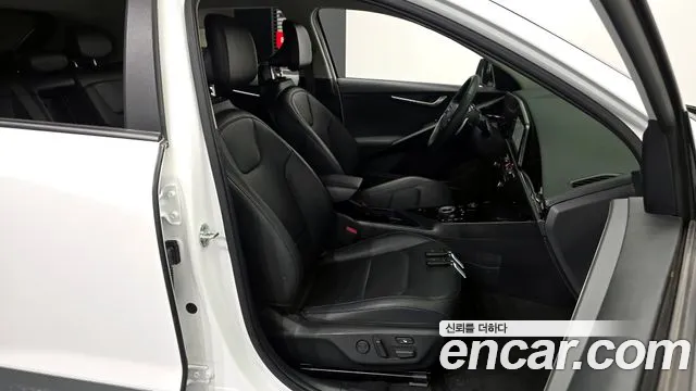 Kia Niro 2023 — фото 16