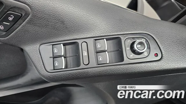 Volkswagen Tiguan 2015 — фото 14