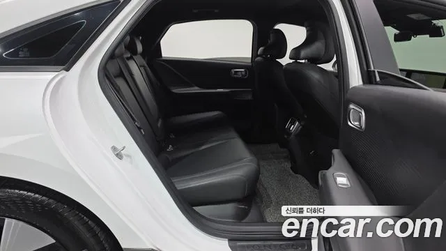 Hyundai Ioniq6 2023 — фото 18