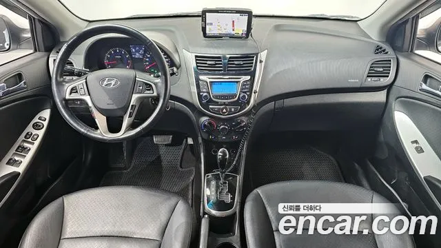 Hyundai Accent 2014 — фото 10