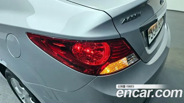 Hyundai Accent 2014 — фото 9