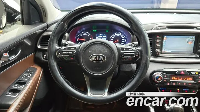 Kia Sorento 2016 — фото 13