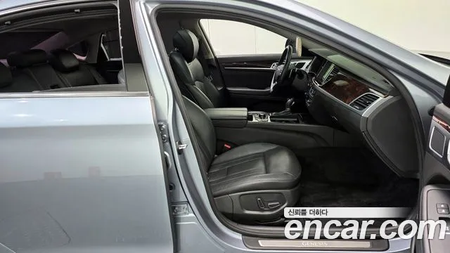 Hyundai Genesis 2016 — фото 12